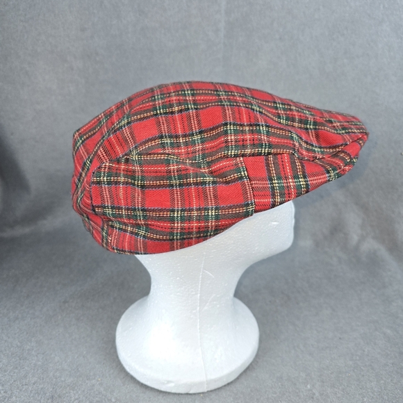 Red Plaid Flat Cap This Vintage cabby Hat Size S/M Stand out from the rest. - Picture 2 of 9